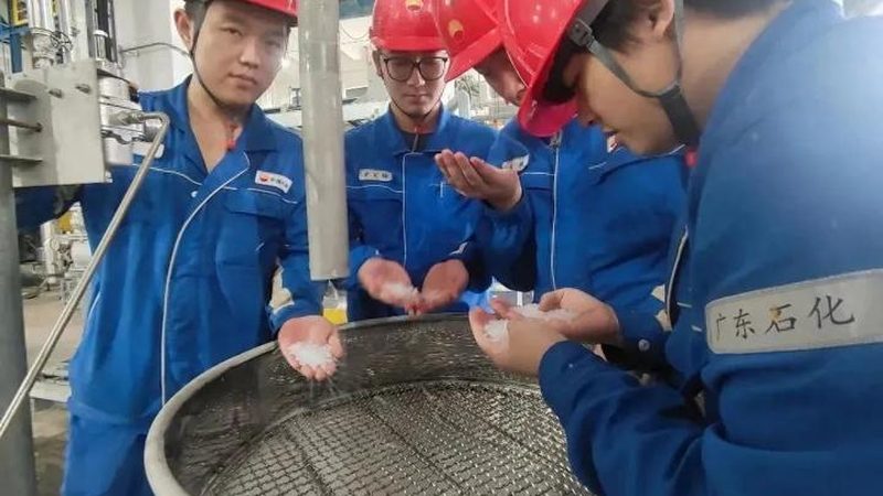 丙烯酸树脂涂料：揭秘其批发报价背后的关键因素**