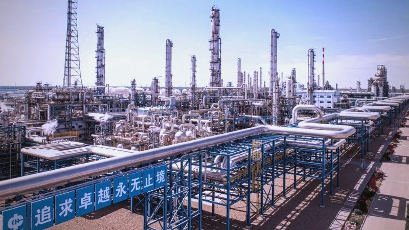 化工原料检测：国家标准与行业标准的差异解析